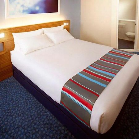 Travelodge Dundee Strathmore Avenue Buitenkant foto