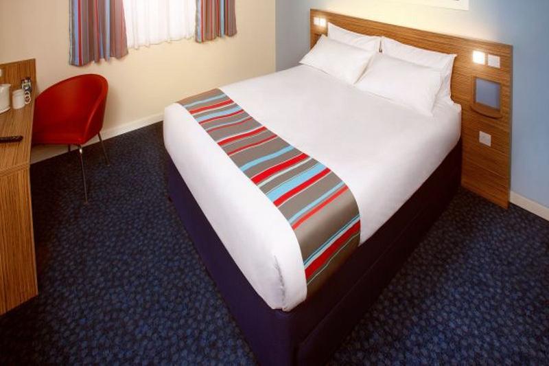 Travelodge Dundee Strathmore Avenue Buitenkant foto